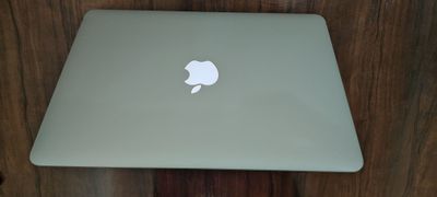 Apple macbook pro