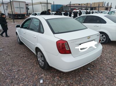 Lacetti 1.8 2010Yil