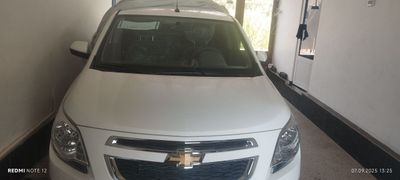 COBALT Авто машинаси сотилади .Мошинам янги юримаган тоза мошина