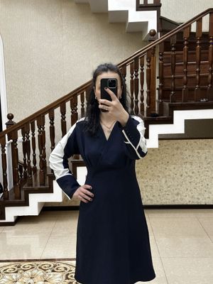 Новое строгое платье