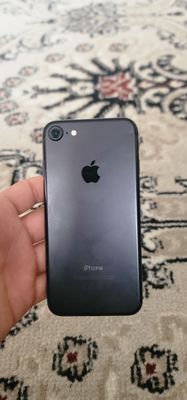 Iphone 7 sotiladi