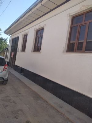Уй сотилади 3 соток 6 хона Ункоргон Обод махаллада
