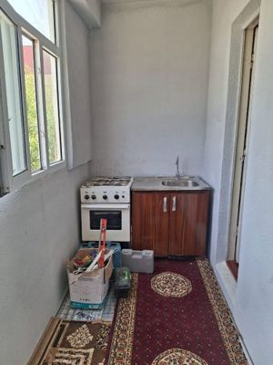Kivartira 5 da 13 chi maktab yonida