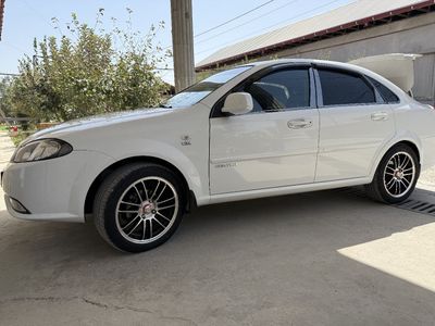 Saka diska r 17 rezinlari yangi holatda