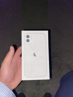 Iphone 11 holati ekran shoshasi singan boldi