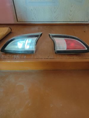 Mazda 3 orqa fara
