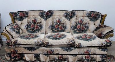 Продам мягкую мебель в гостиную