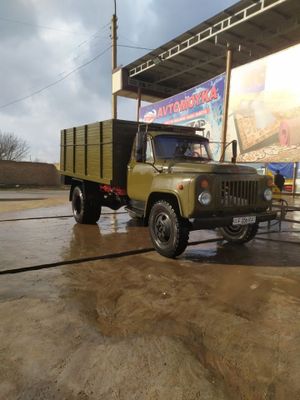 Gaz 5327 Sotiladi.