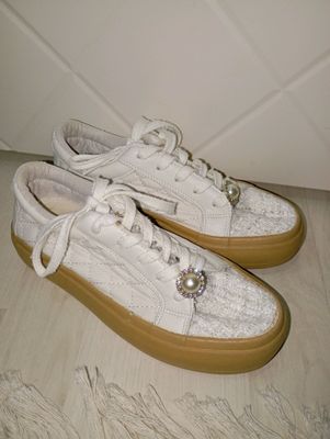 Кроссовки Chanel