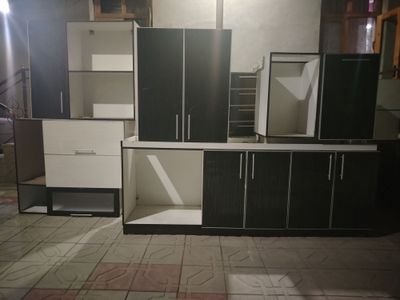 Срочно придётся кухонный мебель б/у