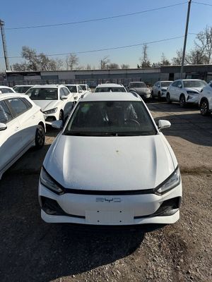 BYD E2 luxury 2025 ful Nataruska tayor Kapilekitda 7kv zaryatka 1.5kv