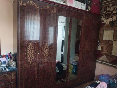 Продам шкаф для спальни