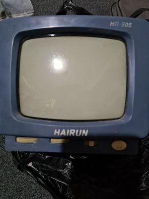 Продам маленький телевизор