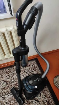 Продаю пылесос новый