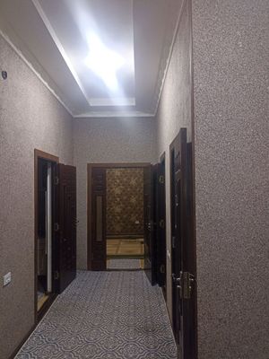 Qarshi shahar coca cola magazin röparasida 2 xpna 75 kvadrat