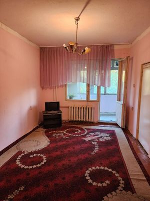 Аренда Юнусабад 7 Карзинка 2х переделанная 3х ком Семья
