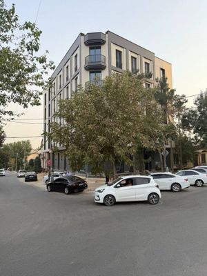 Дархан парк Тельмана отдельно стоящее здание гостиница 2437кв.м 5этаже