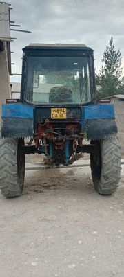 MTZ 80X Sotiladi