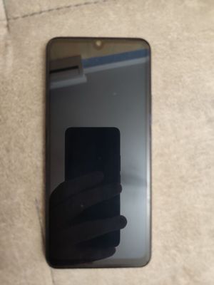 Vivo v21e 8/128 gb