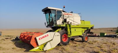 Claas dominator130 sotiladi!