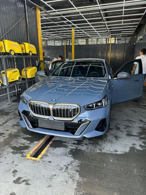 Продаю bmw i5 e drive 35long