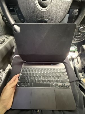 Magic keyboard Ipad pro 13-inch m4