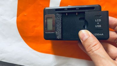 LCD универсальная зарядное устройство