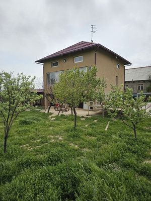 Продаётся дачный участок