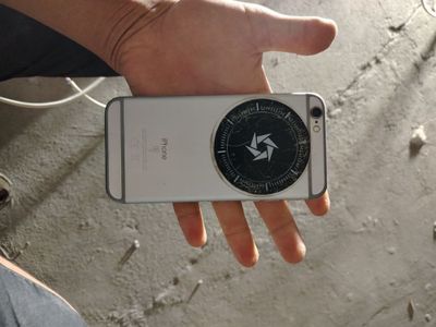 Iphone 6c srochna sotiladi
