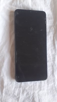 samsung A12 sotiladi