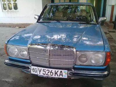 Сотилади Мерседес Бенс w123- 230 E