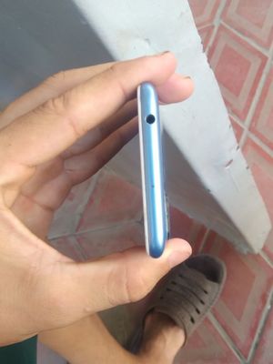 REDMI 6 holati zor Narxi 400MING