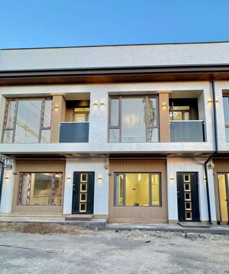 Домробад,новые таунхаусы,4 комнаты,130 кв м