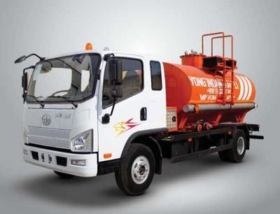FAW yonilg'i quyish moslamasi (7 m3), VUM5110 Автотопливозаправщик