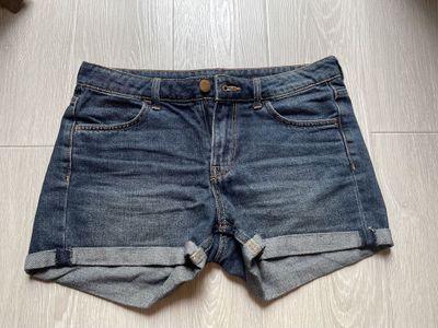 Шорты H&M женские