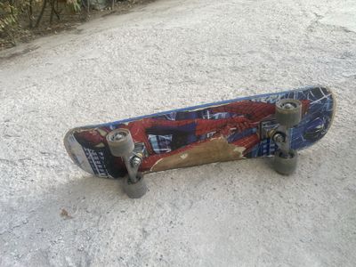Skateboard Spider-Man dizayni