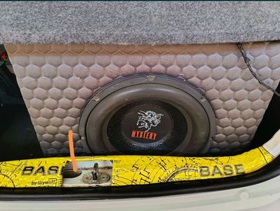 Сабуфер срочно Mystery amerika 300w + уселитель kenwood 350w