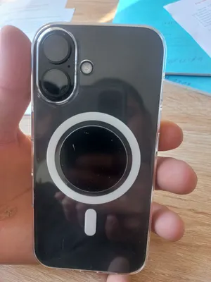 iphone 16.  abyom 128.   yom 100