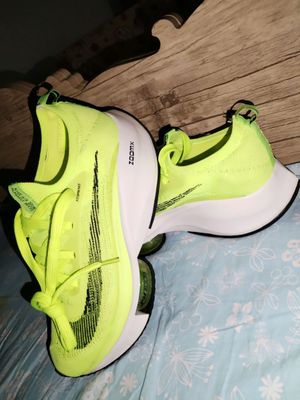 Кроссовки Nike zoomx