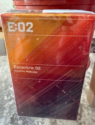 Escentric 02 molecules