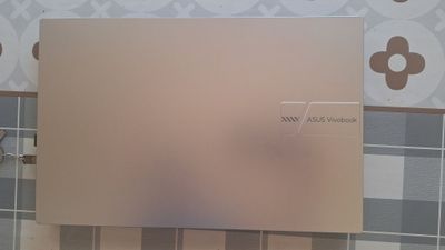 Asus Vivobook sotiladi