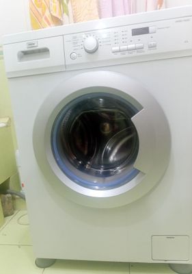 Продам стиральную машину Haier оригинал