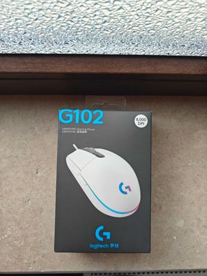 Игровая мышь Logitech G102 — RGB, до 8000 DPI, идеал