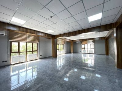 Аренда офиса на Тараса Шевченко. Метро Айбек. 190 м²