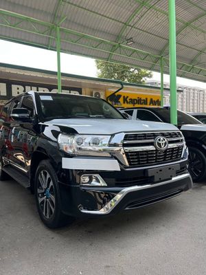 Toyota Land Cruiser 200