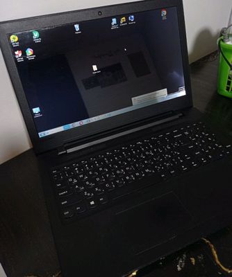 Ноутбук Lenovo — 2 ГБ RAM, 750 ГБ HDD, Windows 7