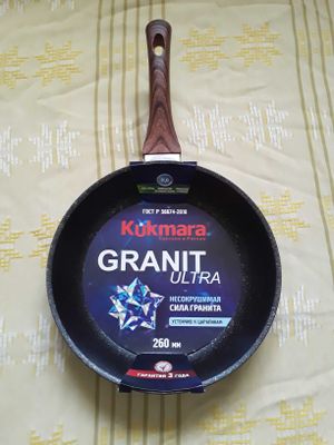 Продаю сковороду KUKMARA ULTRA GRANIT 26 см Звоните смело