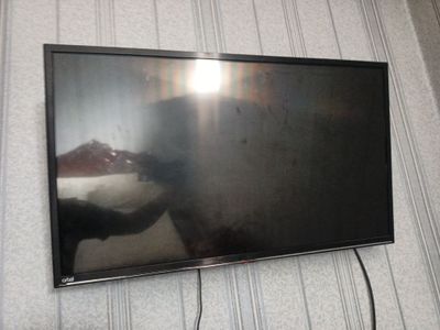 Artel 32 telvizor