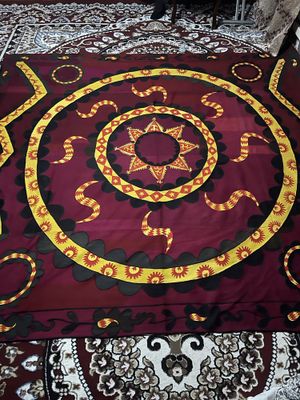 Qadimiy suzana sotiladi