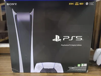 PlayStation 5 + jostik + besprovadnoy zaryadka
